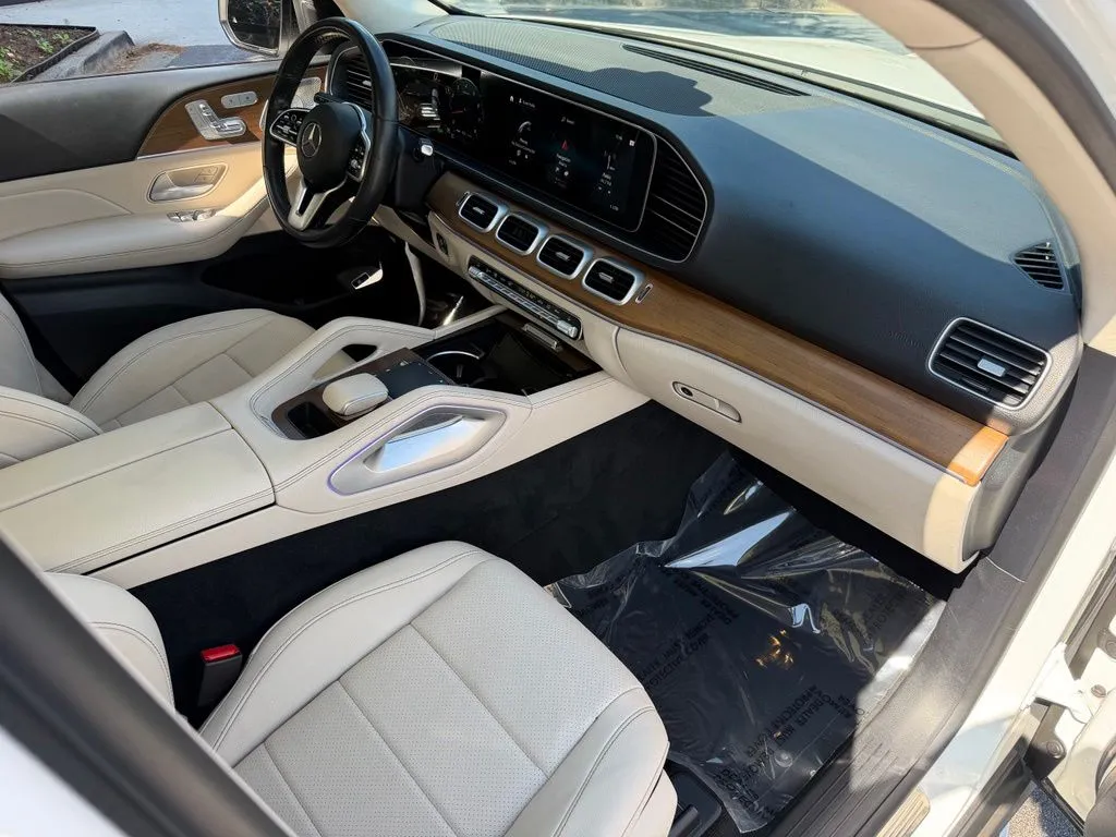 Mercedes-Benz GLE photo 32