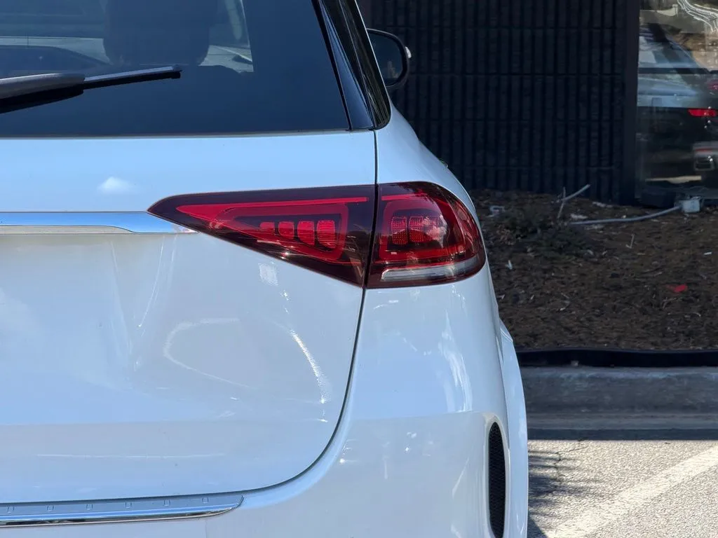 Mercedes-Benz GLE photo 16