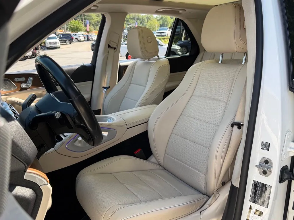 Mercedes-Benz GLE photo 26