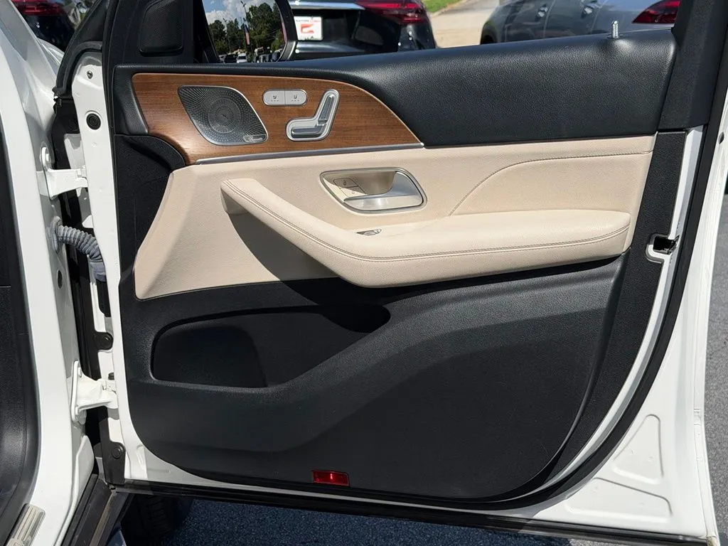 Mercedes-Benz GLE photo 35