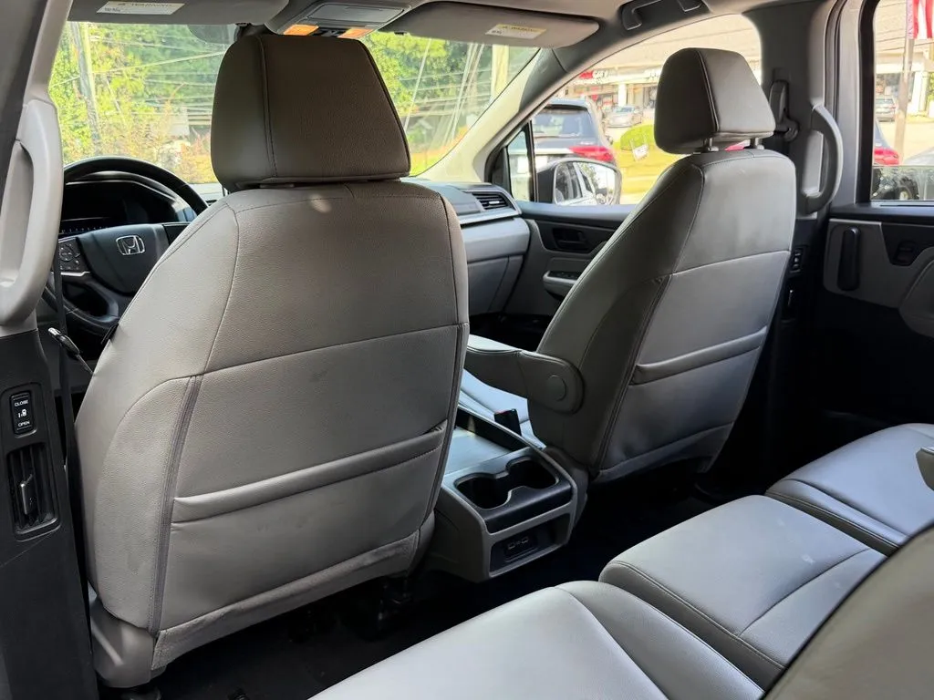 Honda Odyssey photo 32