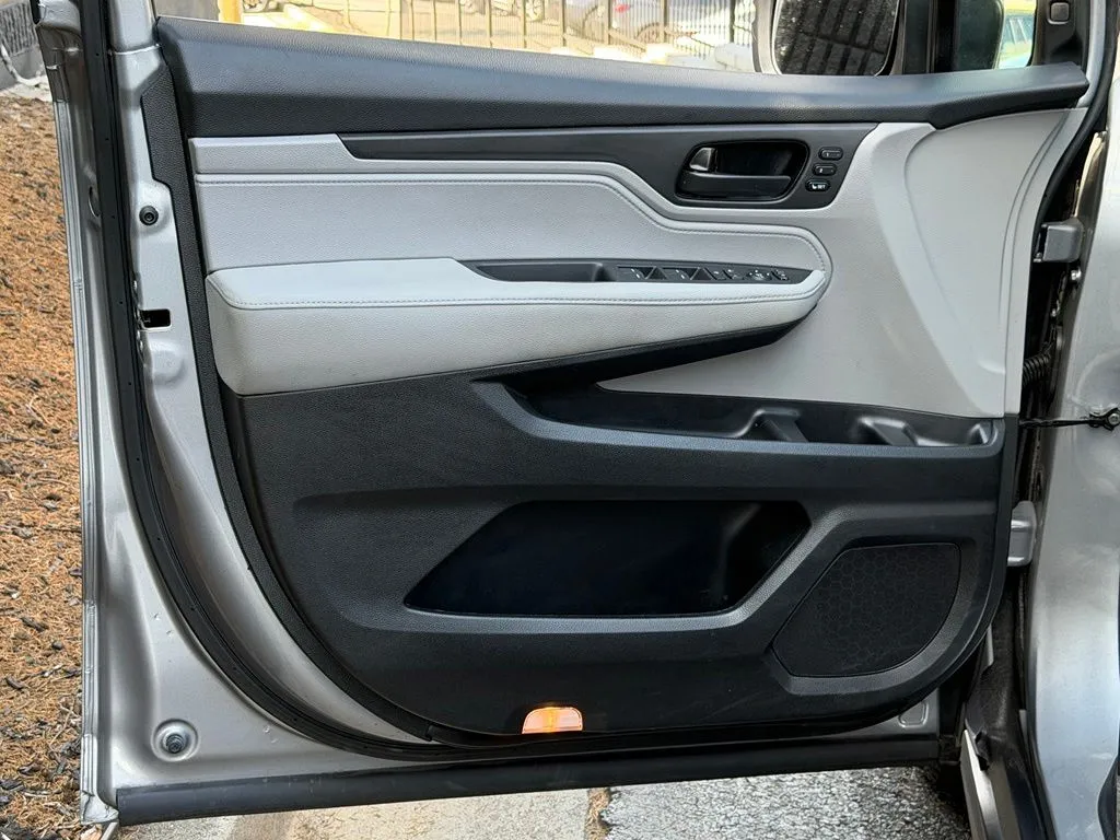 Honda Odyssey photo 29