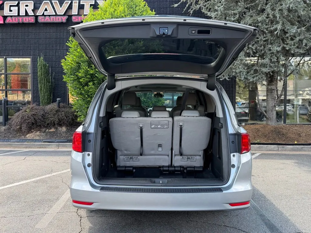 Honda Odyssey photo 17