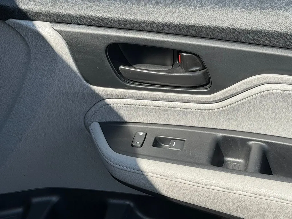 Honda Odyssey photo 39