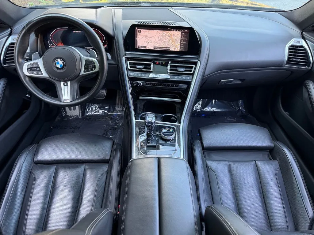 BMW 8 Series photo 41