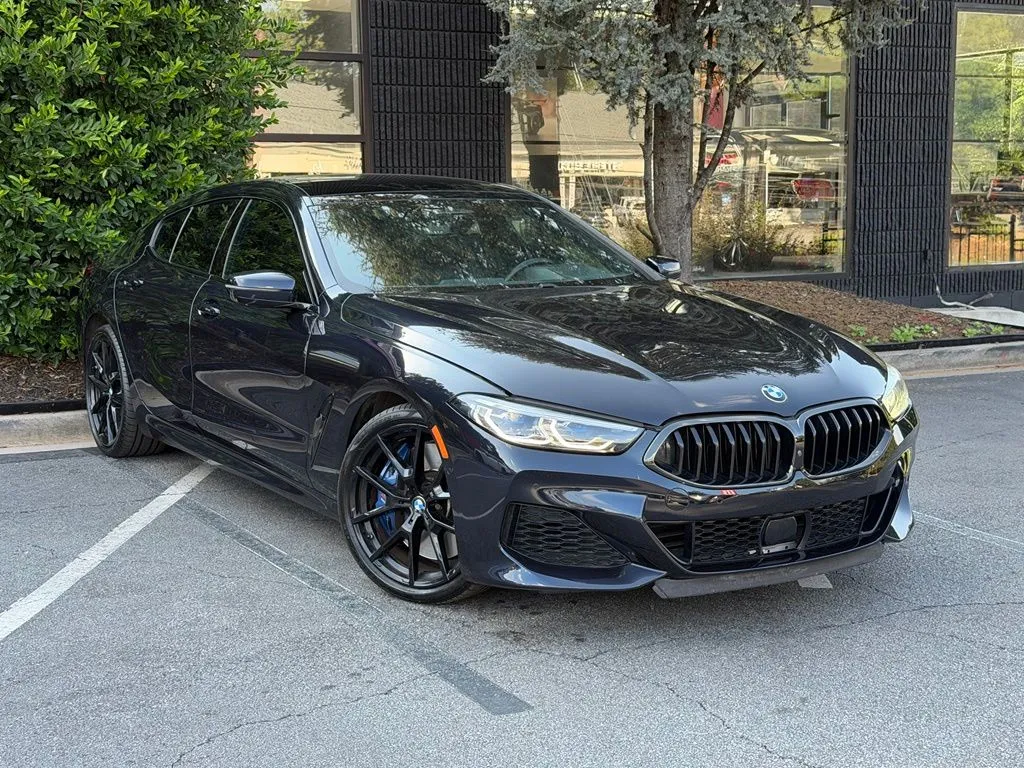 BMW 8 Series photo 7