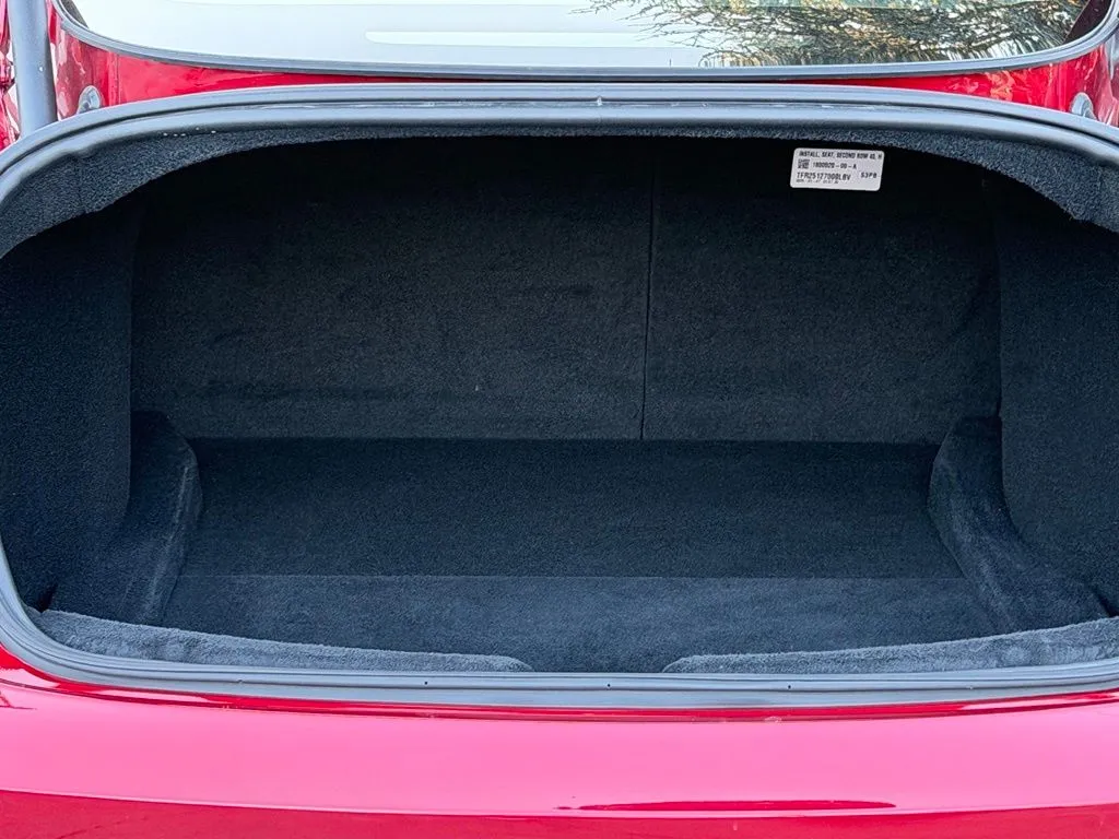 Tesla Model 3 photo 18