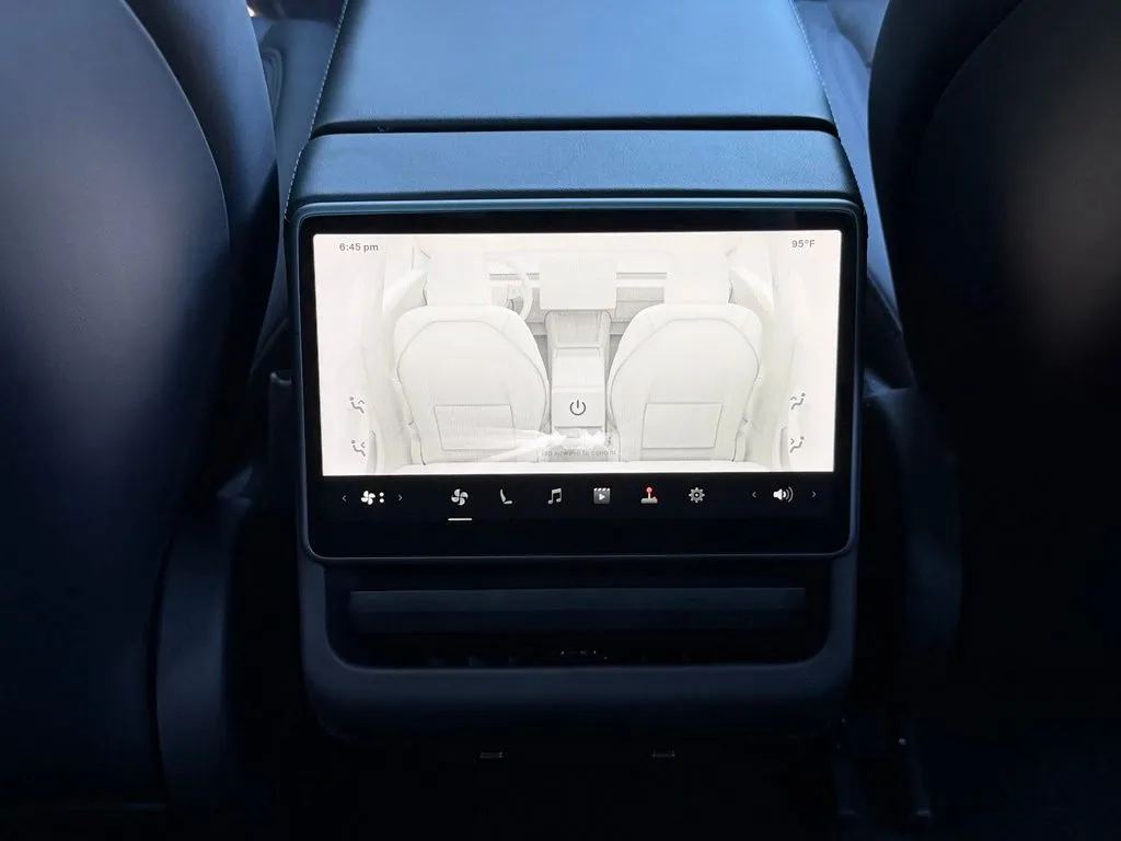 Tesla Model 3 photo 49