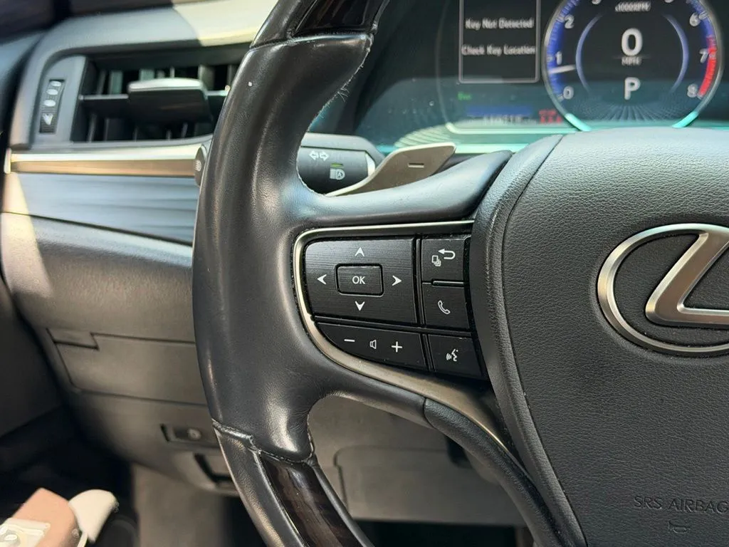 Lexus ES photo 44