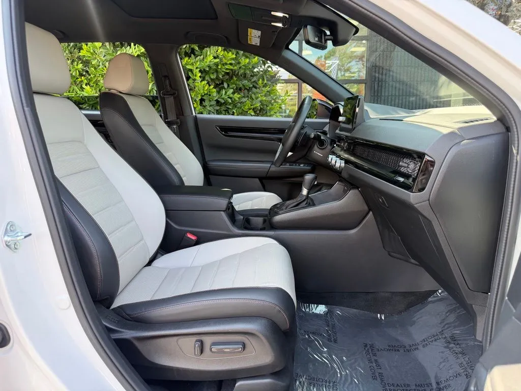 Honda CR-V Hybrid photo 31