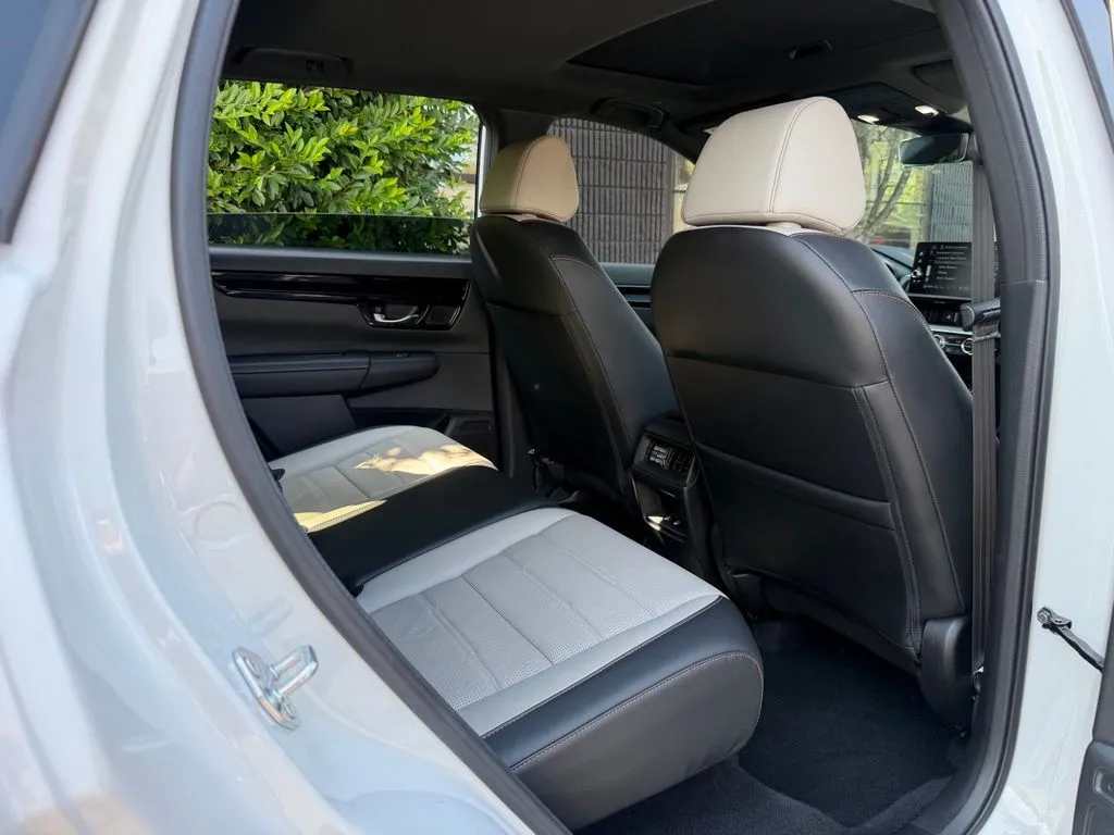 Honda CR-V Hybrid photo 36