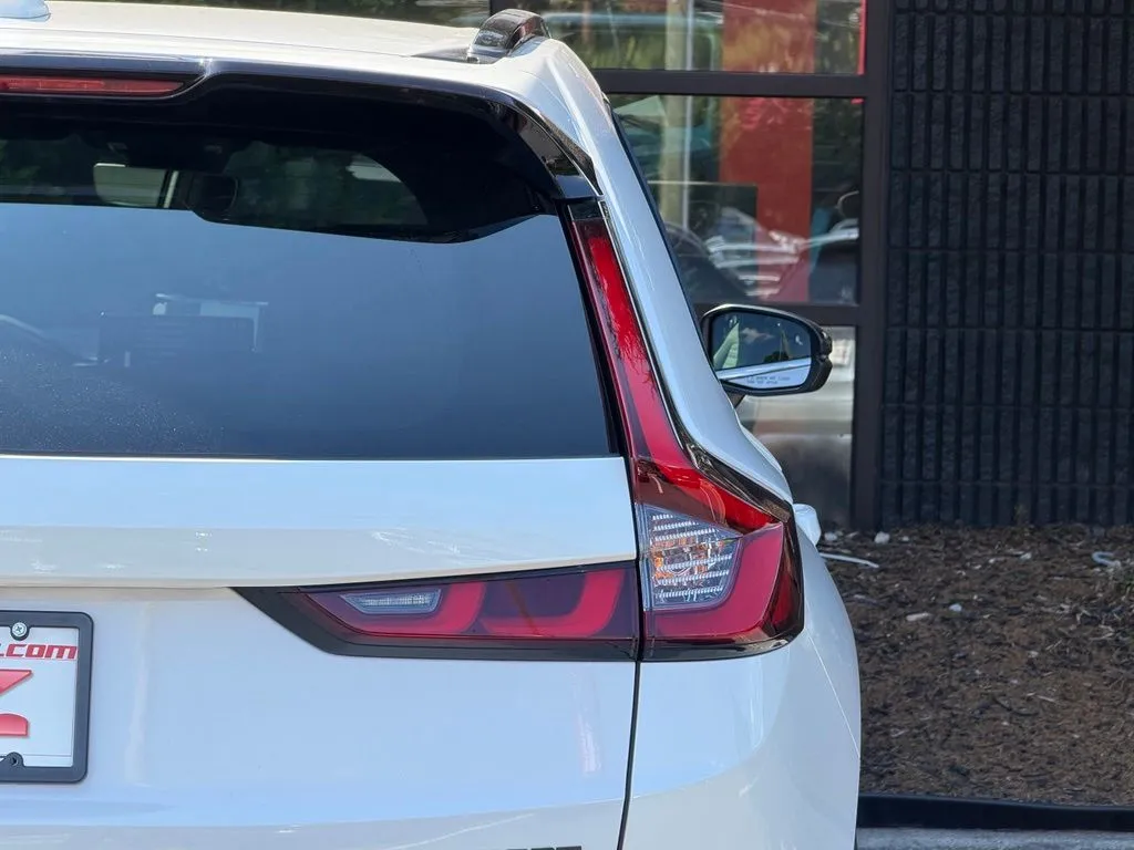 Honda CR-V Hybrid photo 16
