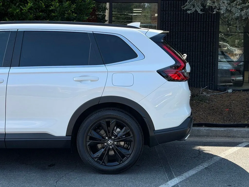 Honda CR-V Hybrid photo 11