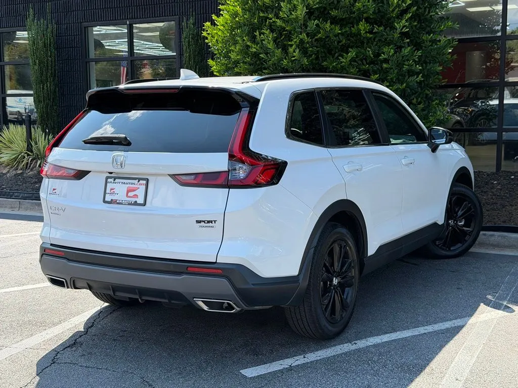 Honda CR-V Hybrid photo 12