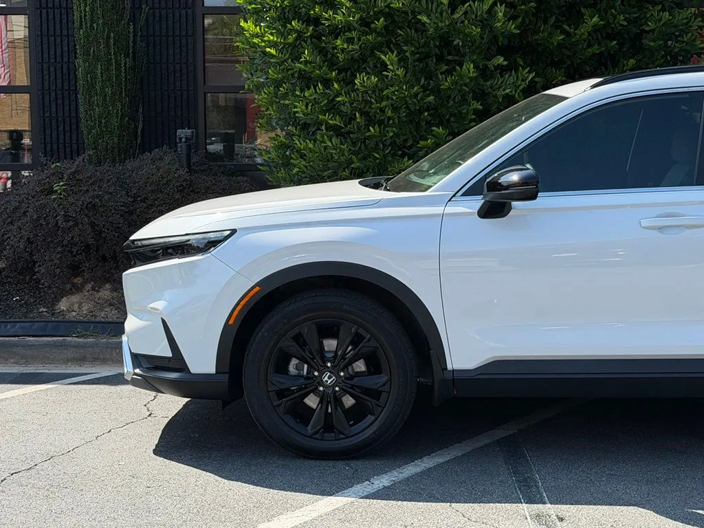 Honda CR-V Hybrid photo 10
