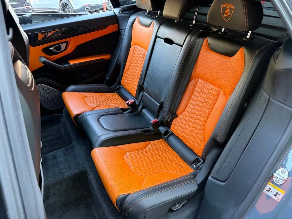 Lamborghini Urus photo 32