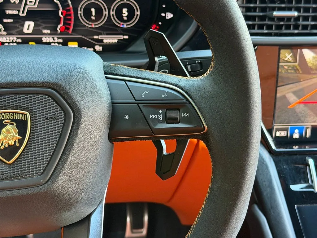 Lamborghini Urus photo 46