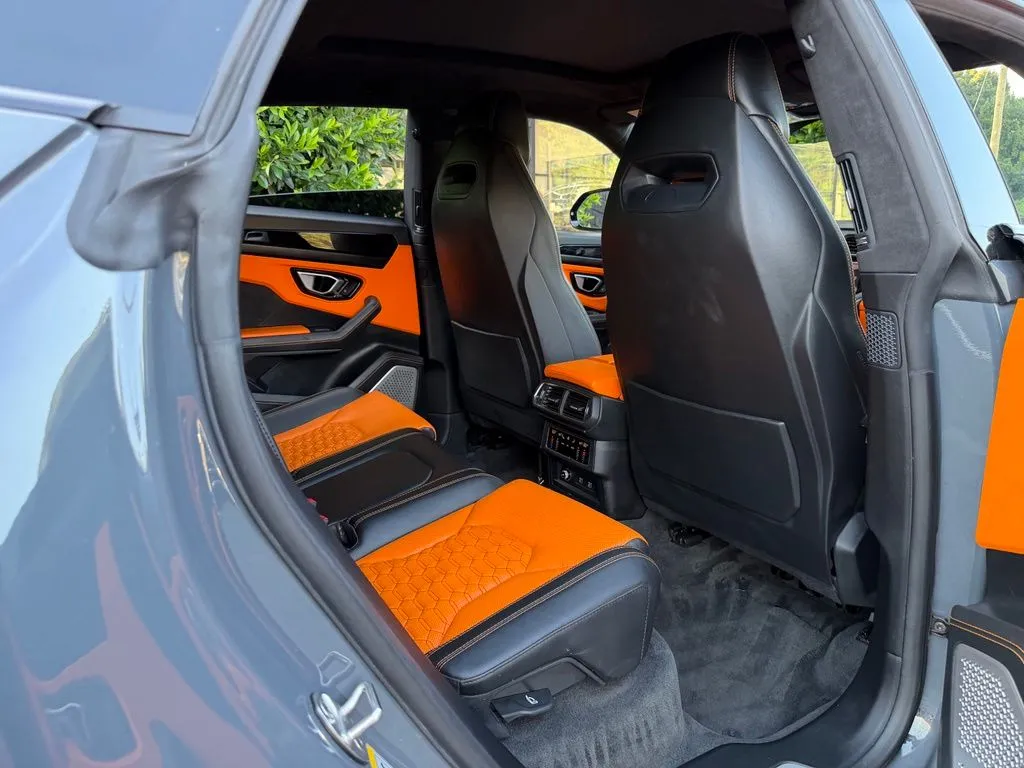 Lamborghini Urus photo 39