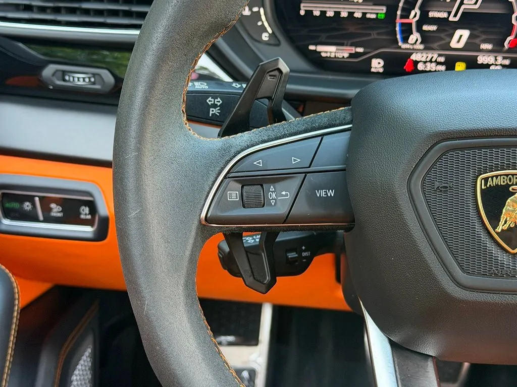 Lamborghini Urus photo 45