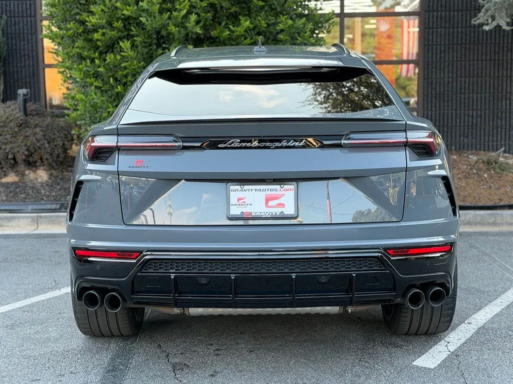 Lamborghini Urus photo 14