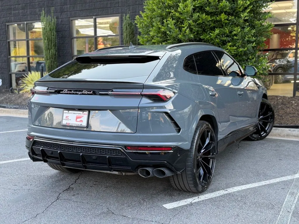Lamborghini Urus photo 12