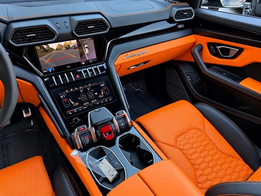 Lamborghini Urus photo 43