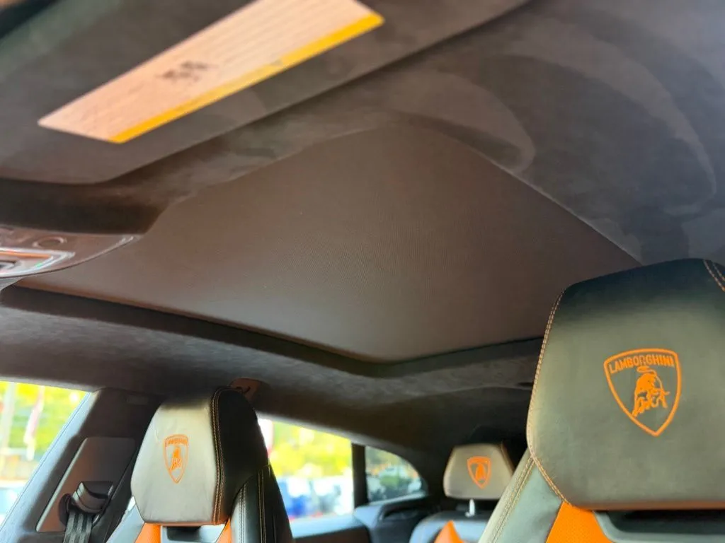 Lamborghini Urus photo 55