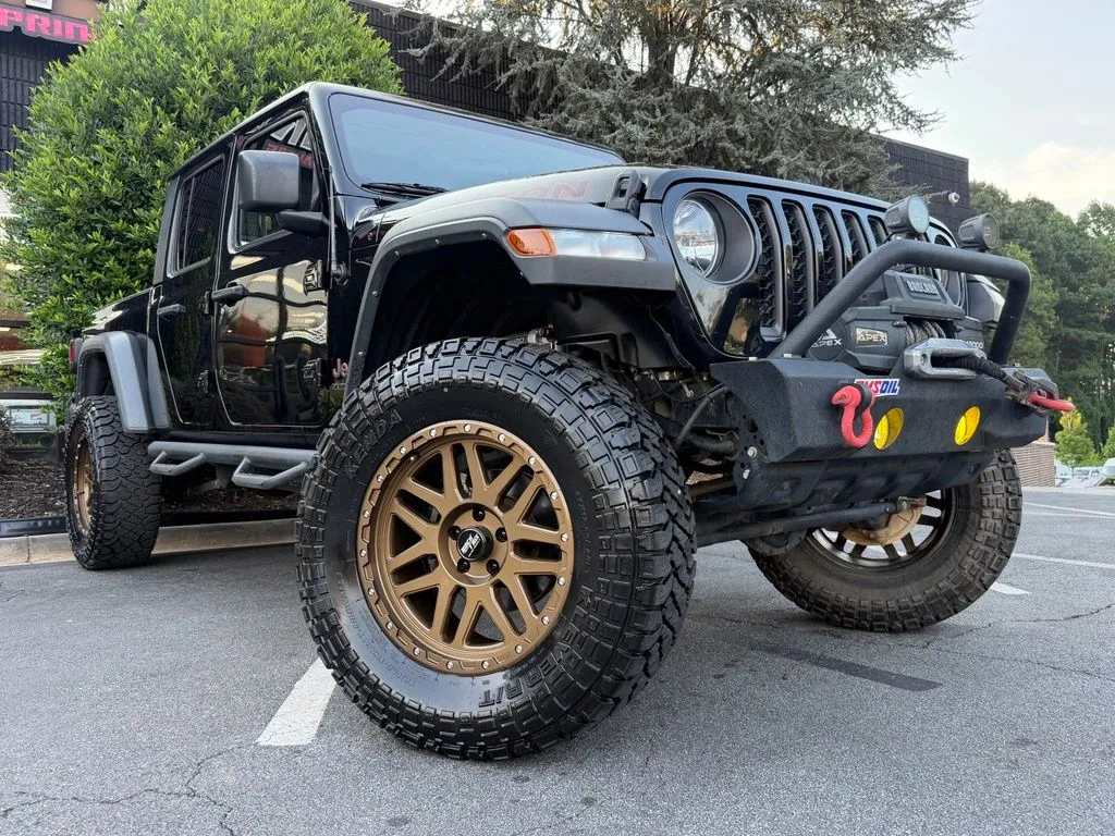 Jeep Gladiator photo 8
