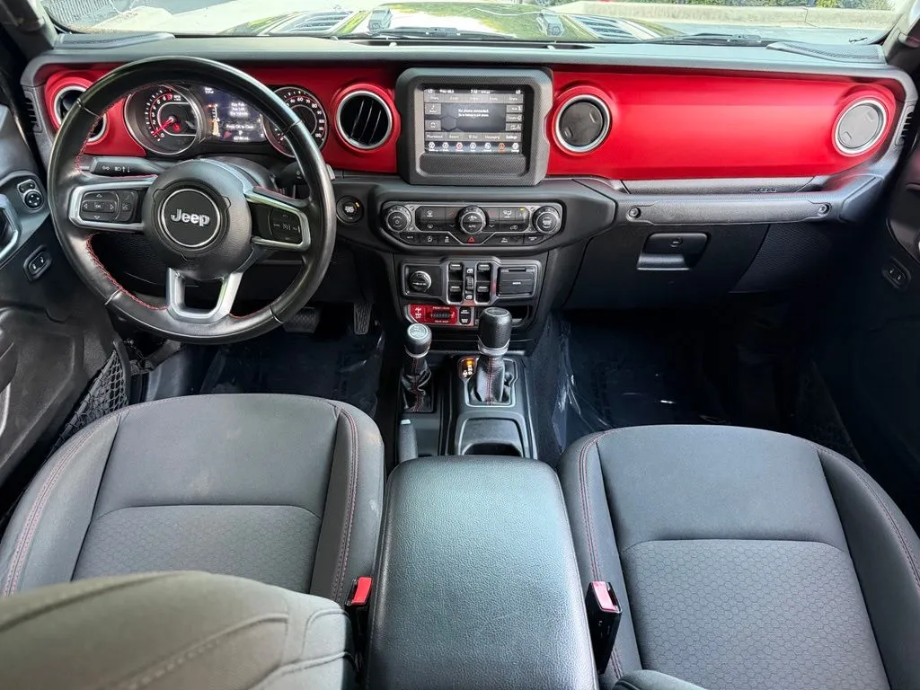 Jeep Gladiator photo 38