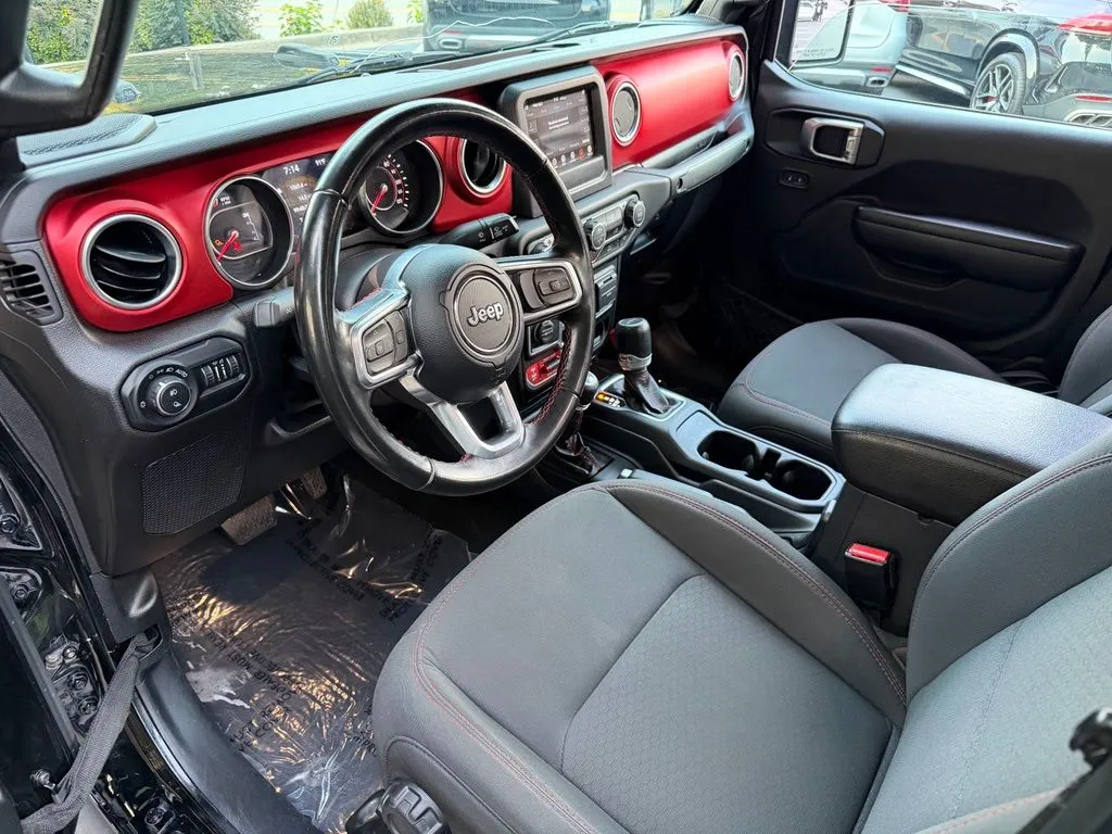 Jeep Gladiator photo 23