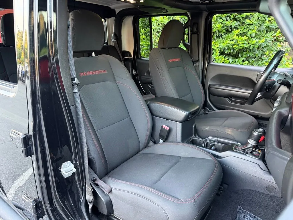 Jeep Gladiator photo 33