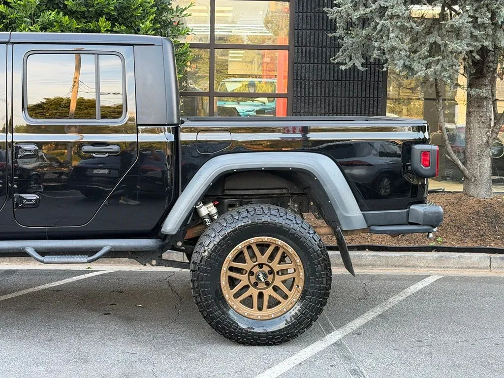 Jeep Gladiator photo 11