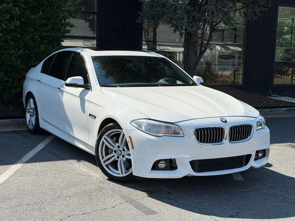BMW 5 Series photo 7
