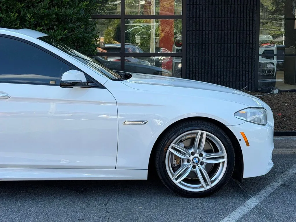 BMW 5 Series photo 23