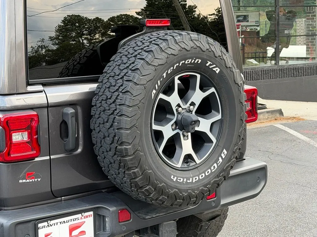 Jeep Wrangler photo 19
