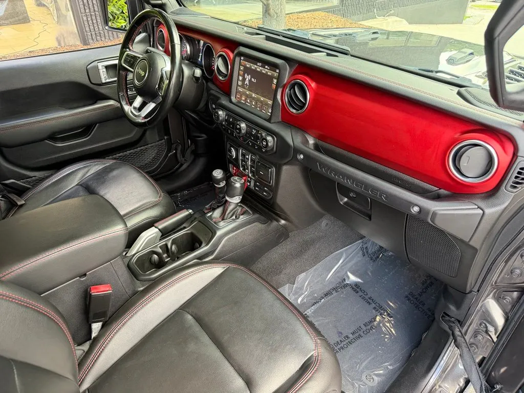 Jeep Wrangler photo 34