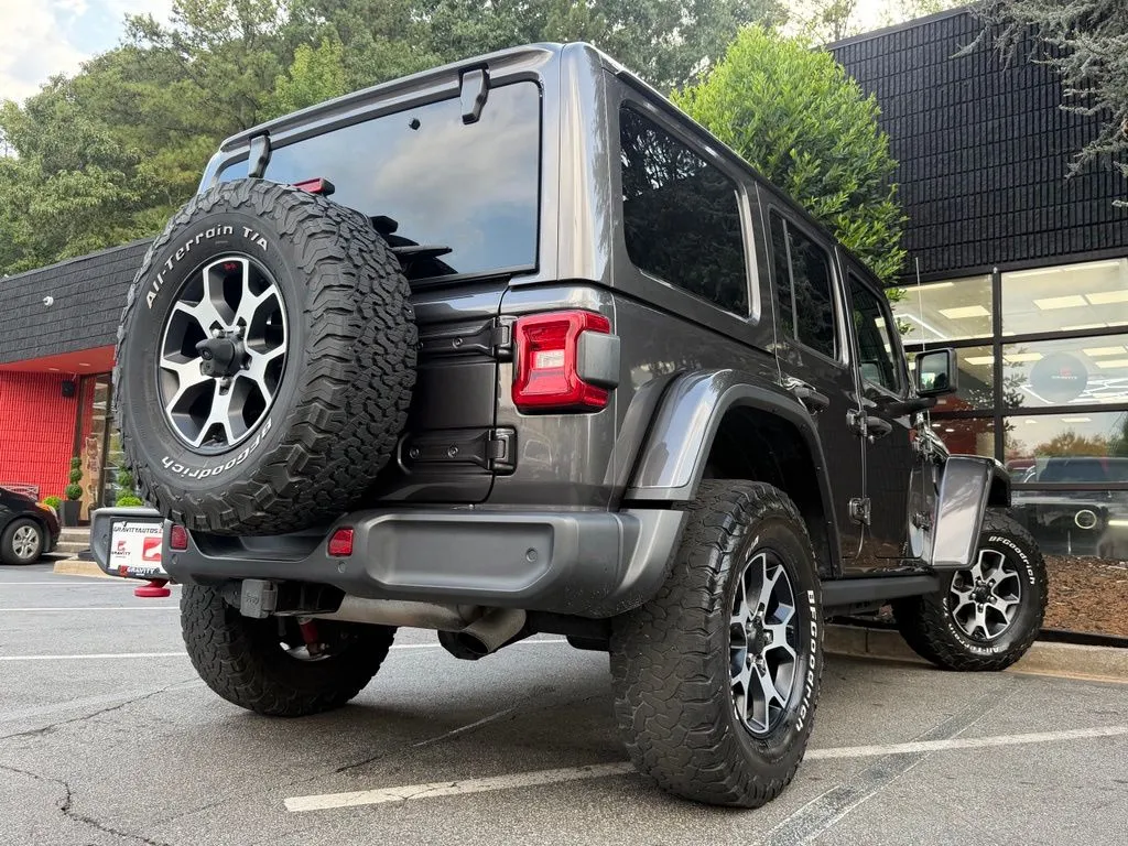 Jeep Wrangler photo 13