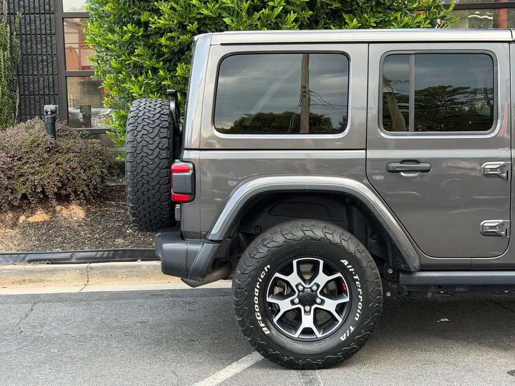 Jeep Wrangler photo 23