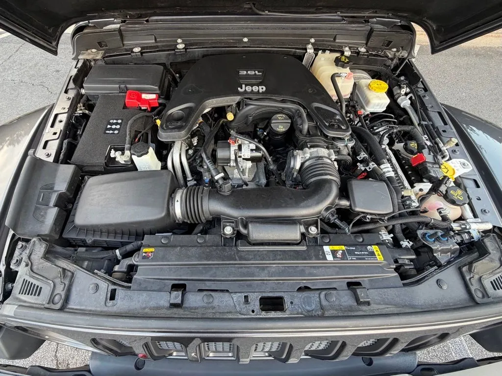 Jeep Wrangler photo 6