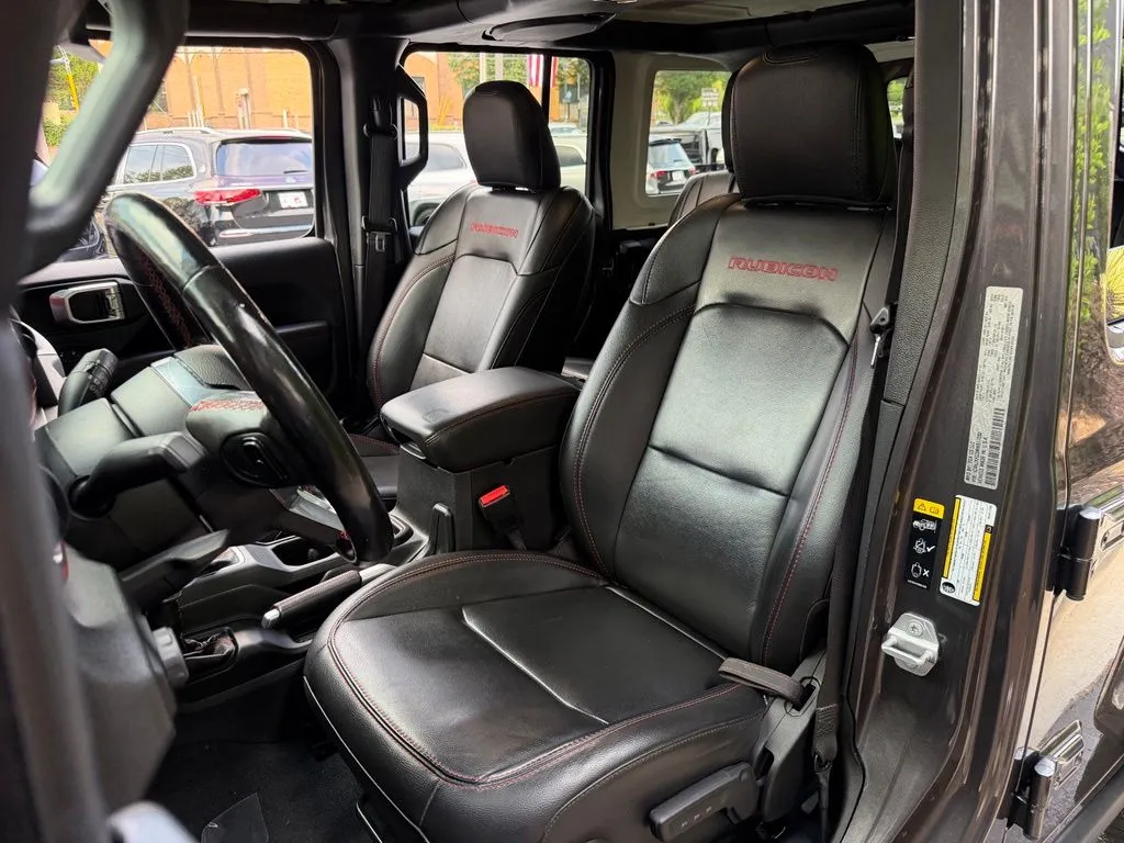 Jeep Wrangler photo 27