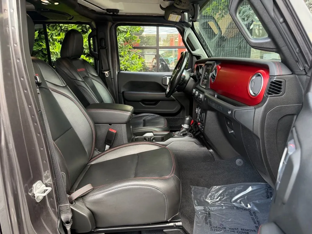 Jeep Wrangler photo 35