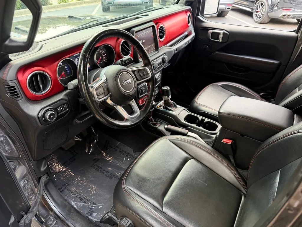 Jeep Wrangler photo 25