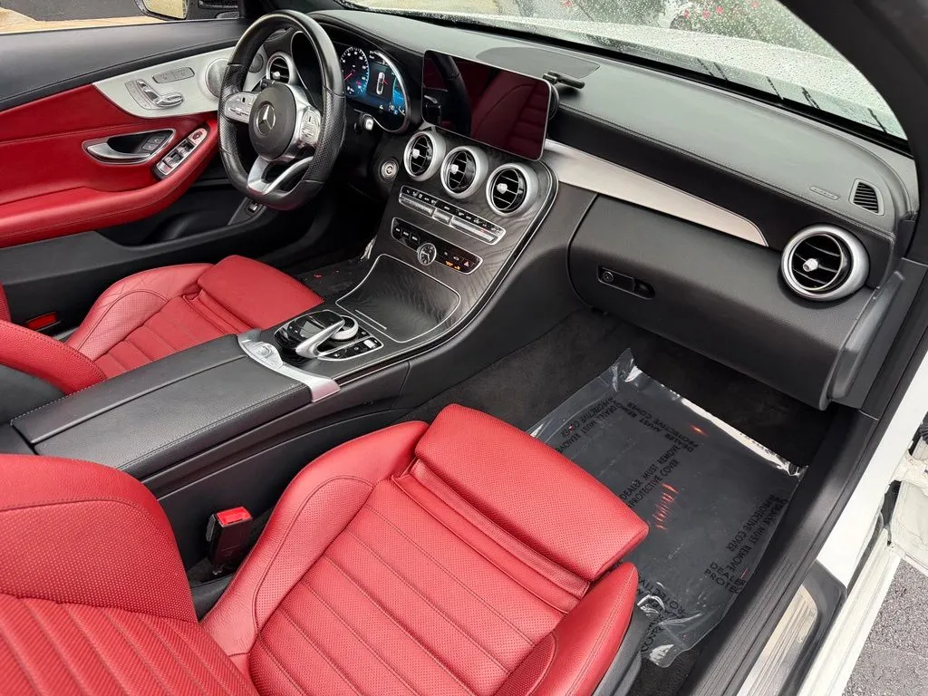 Mercedes-Benz C-Class photo 31
