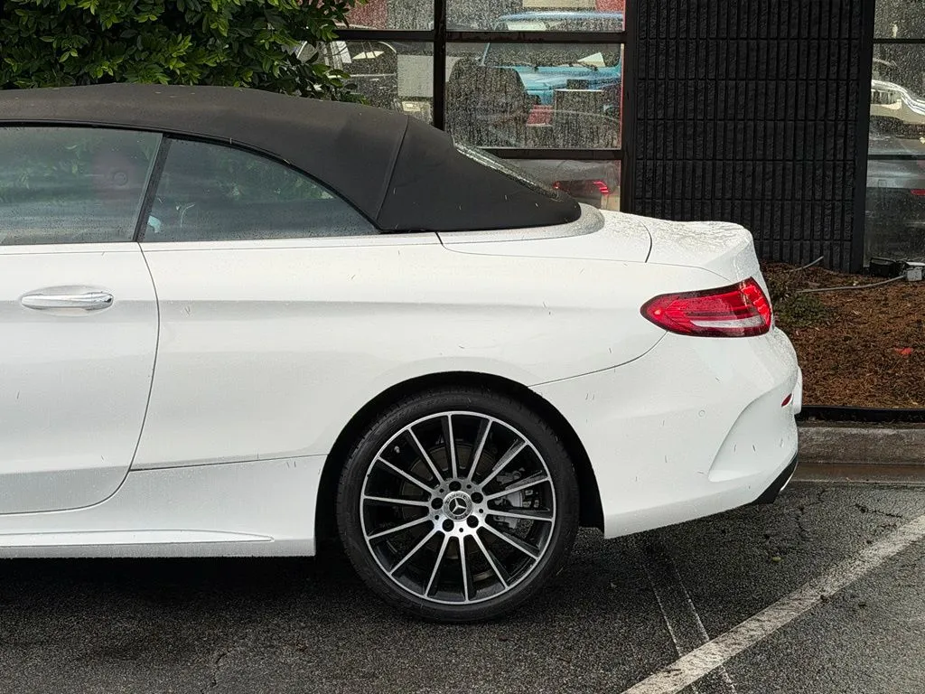 Mercedes-Benz C-Class photo 11