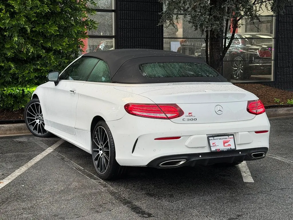 Mercedes-Benz C-Class photo 19