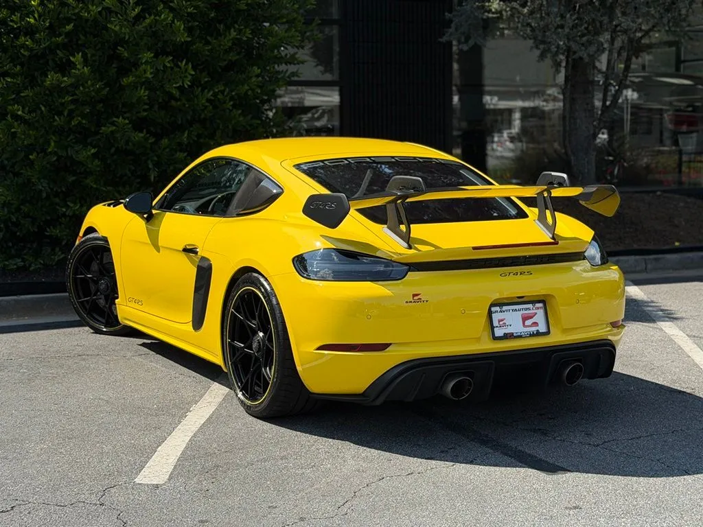 2025 Porsche 718 GT4 RS - Photo 19