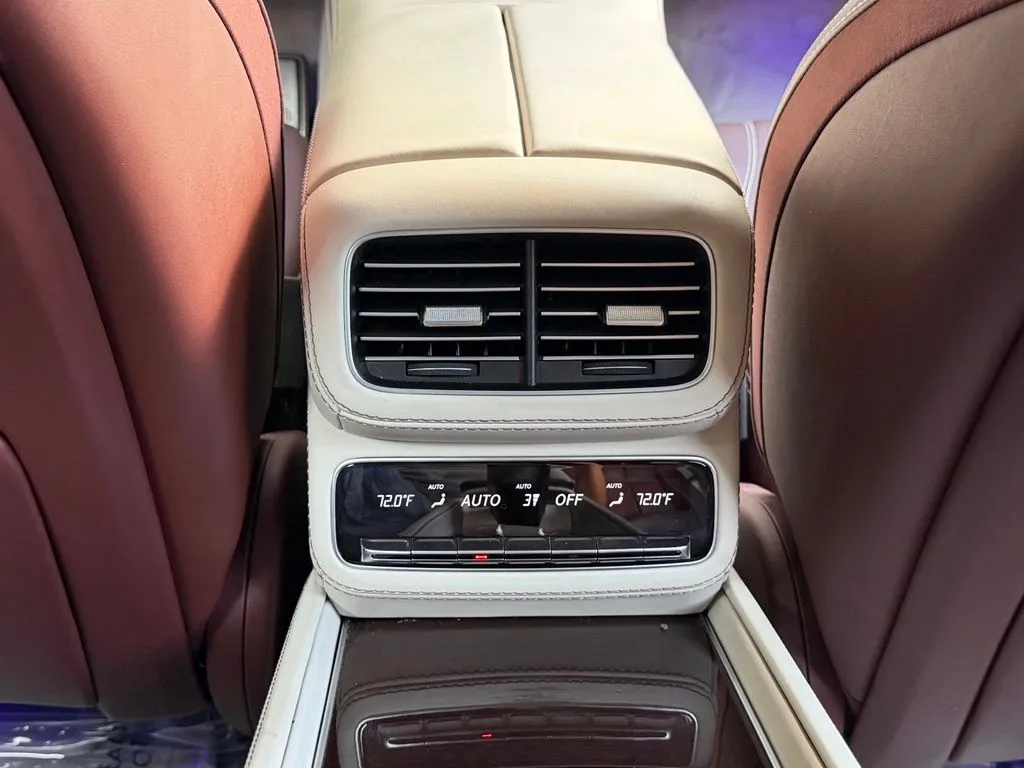 Mercedes-Benz GLS photo 50