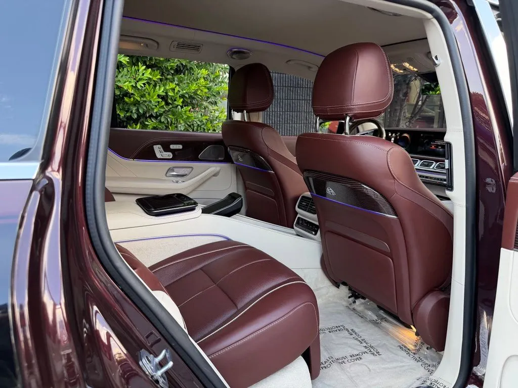 Mercedes-Benz GLS photo 37