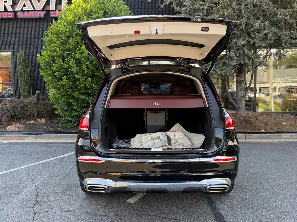 Mercedes-Benz GLS photo 17
