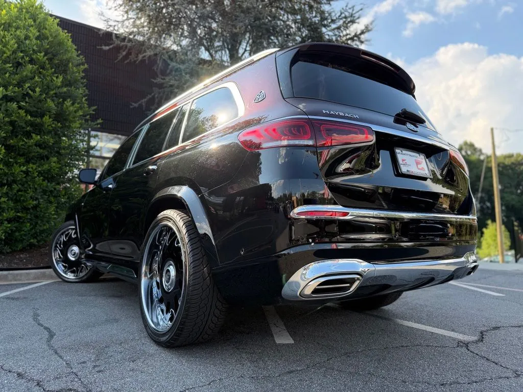 Mercedes-Benz GLS photo 20